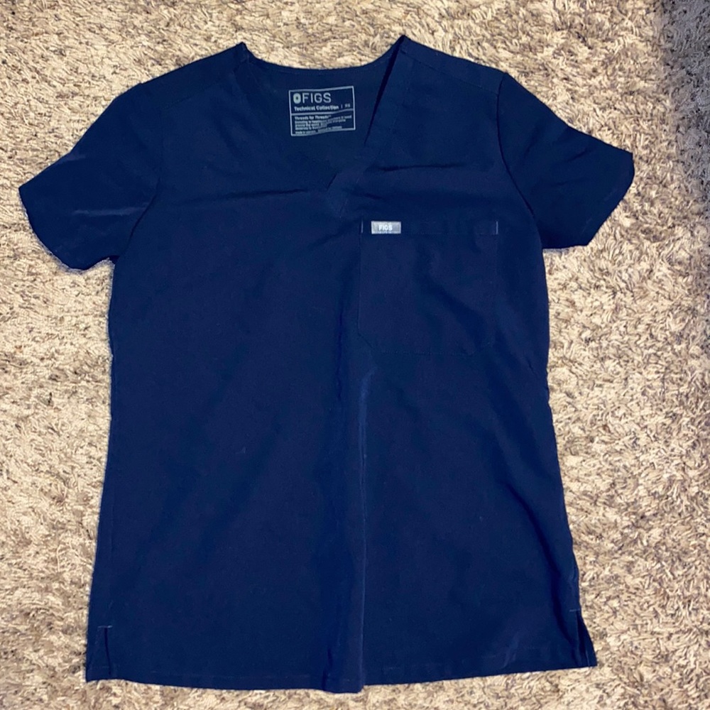 Women navy figs scrub set